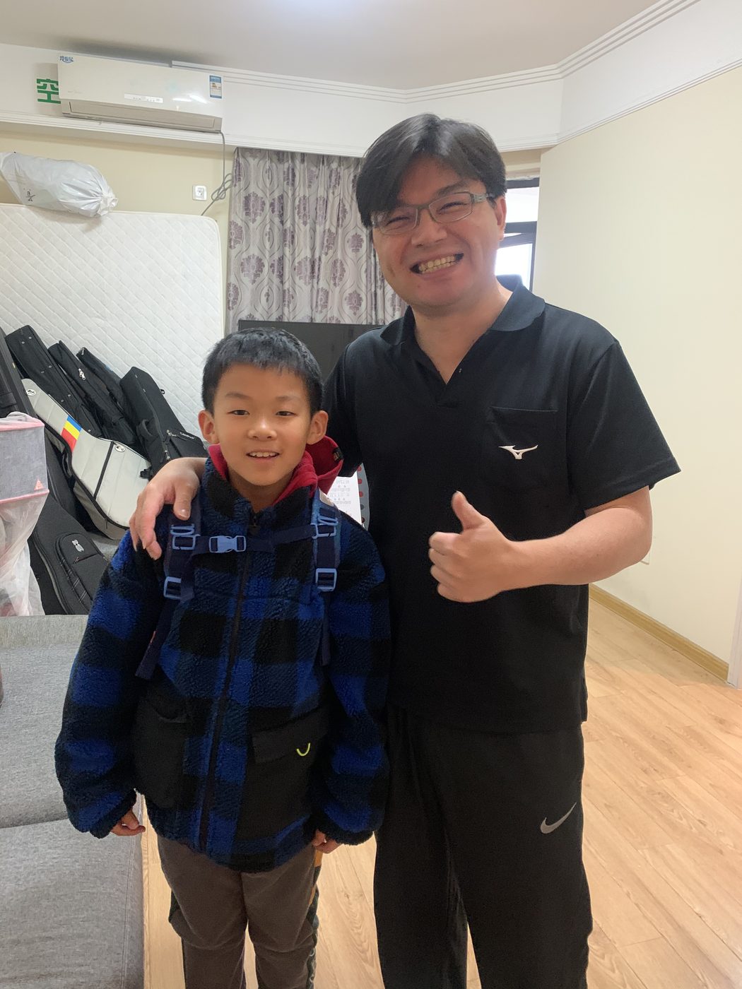 王志銘老師與小學員合影